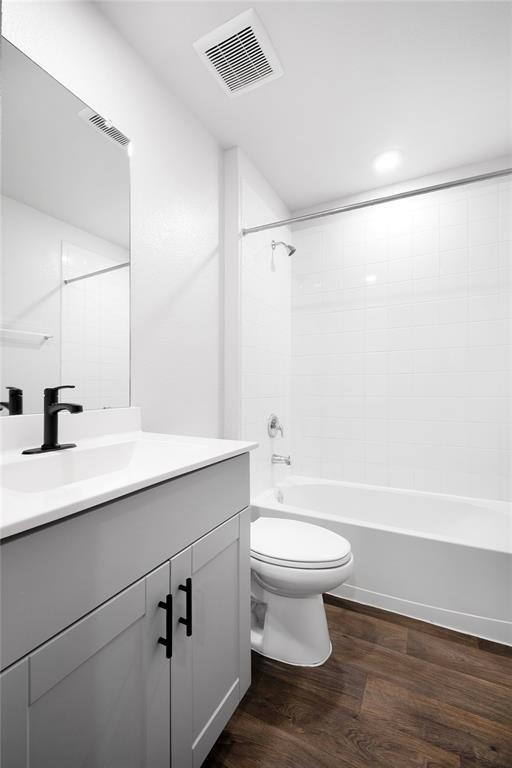 Building Photo - 645 Jane Long Dr