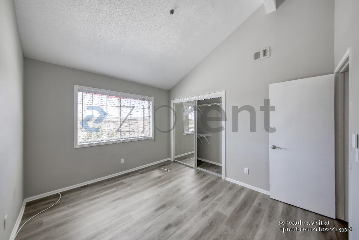 Building Photo - 409 Utica Avenue