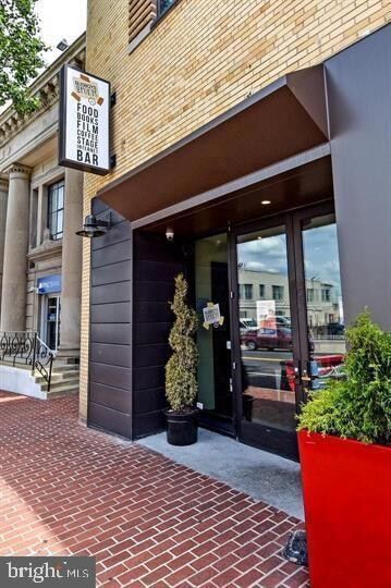 Building Photo - 1501 27th St SE