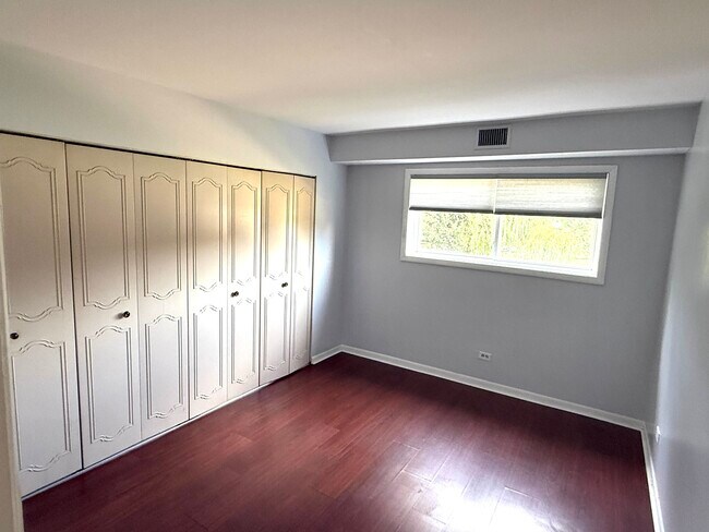 Building Photo - 4500 Beau Monde Dr