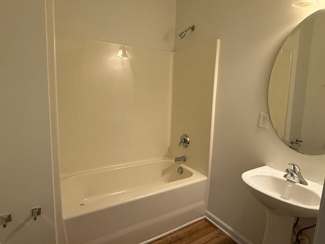 Building Photo - 7041 Somerset Springs Dr