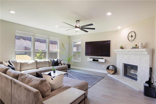 Building Photo - 7413 Groundhog Wy