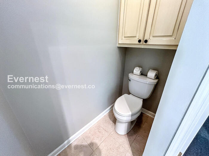 Building Photo - 4350 Sentinel Pl