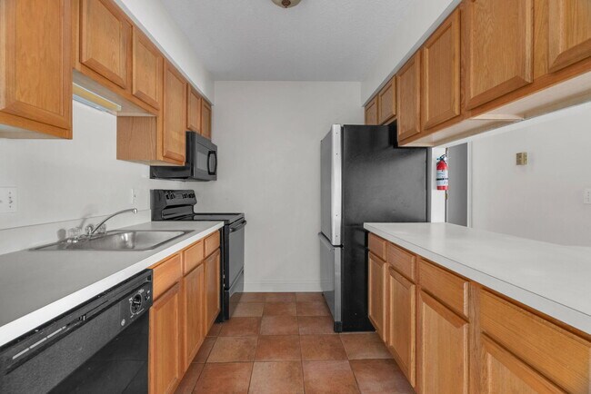 Building Photo - 2592 Eagles Cir