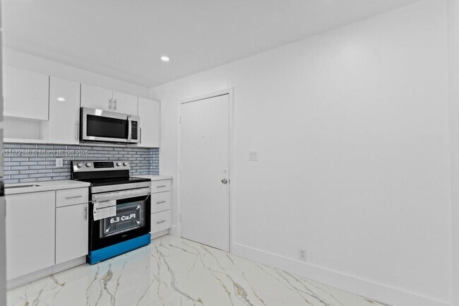 Building Photo - 2251 NW 48th Terrace