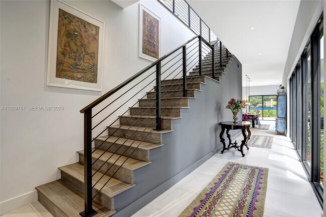 Building Photo - 16709 Botaniko Dr N