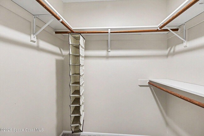 Building Photo - 3695 Brentwood Ct