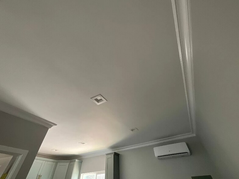 Building Photo - 4214 Lois St