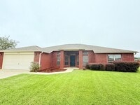 Building Photo - Spacious 4 Bed/3 Bath - Pace Mill Creek