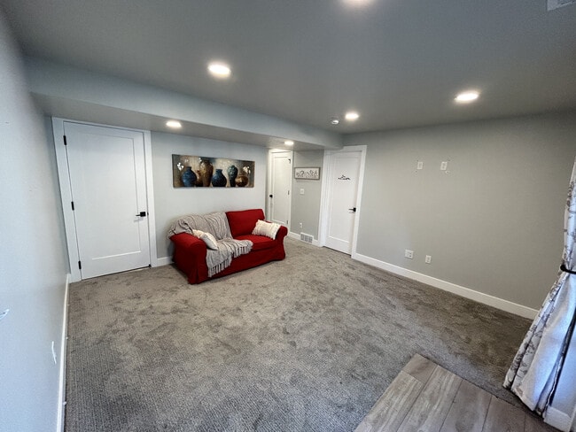 Building Photo - 15380 S Skyraider Ln