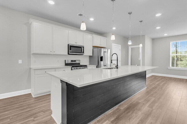 Building Photo - 1247 Tice Ln