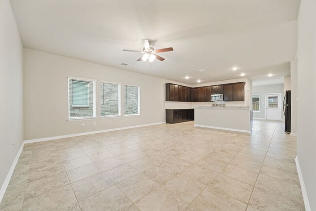 Building Photo - 8907 Arundal Garden