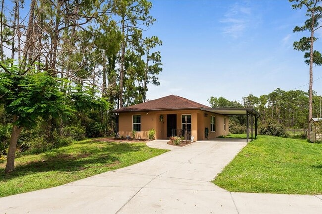 Building Photo - 3241 Tropicaire Blvd