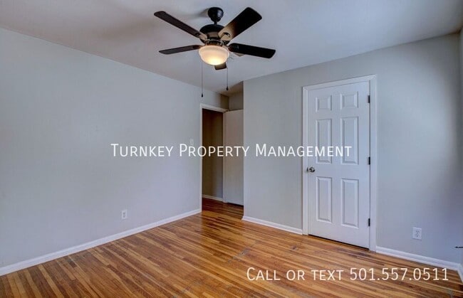 Building Photo - 7 Fairbrook Dr