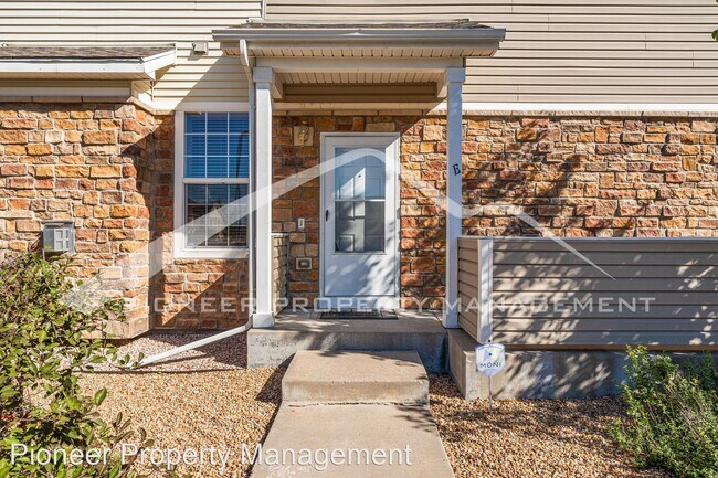 Building Photo - 3 br, 2.5 bath House - 12784 Jasmine St Un...
