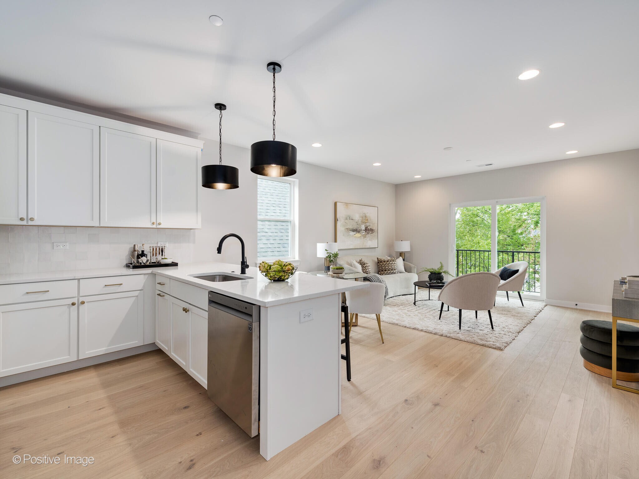 Building Photo - 1631 N Lawndale Ave