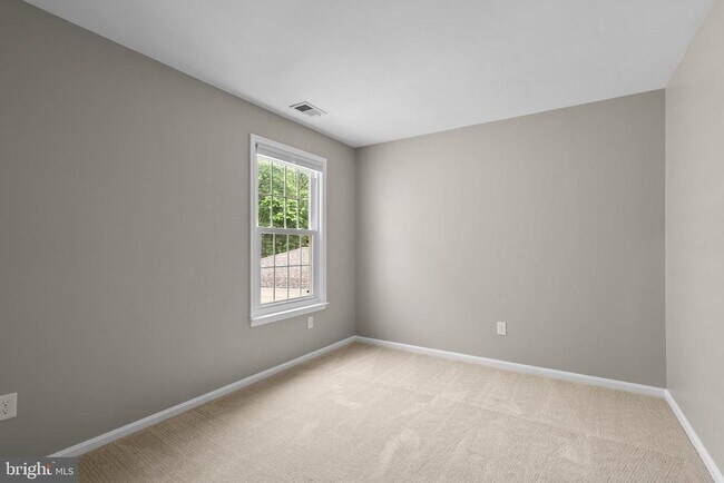 Building Photo - 20303 Marketree Pl