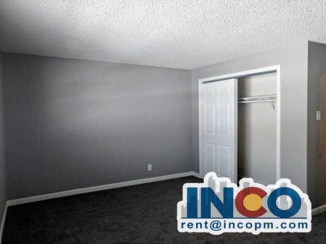 Building Photo - 14069 E Jewell Ave