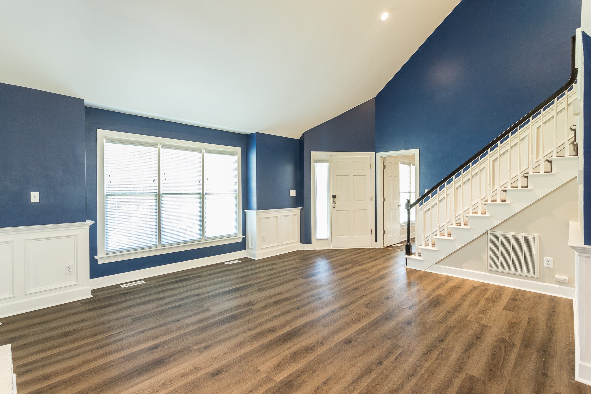 Building Photo - 2565 Oakes Plantation Dr