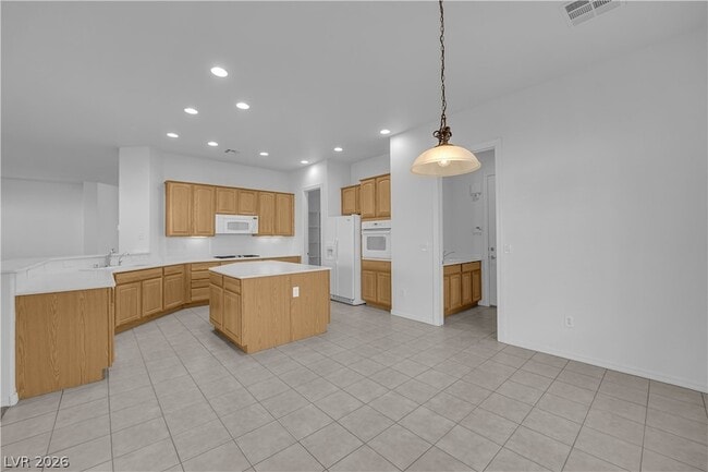 Building Photo - 2184 Waterton Rivers Dr