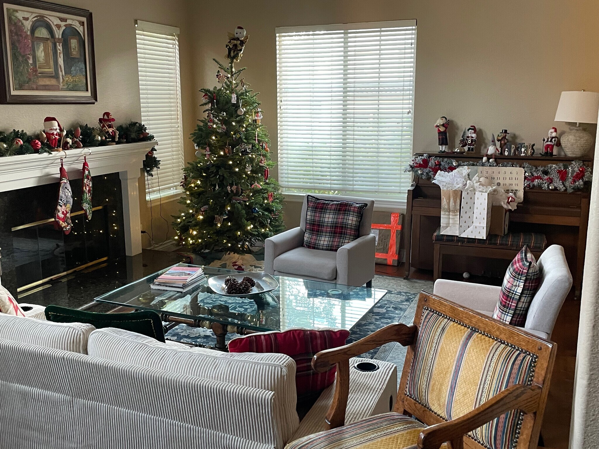 Family room - 5028 Pearlman Way