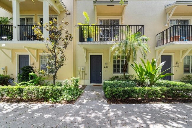 Building Photo - 463 School House Rd