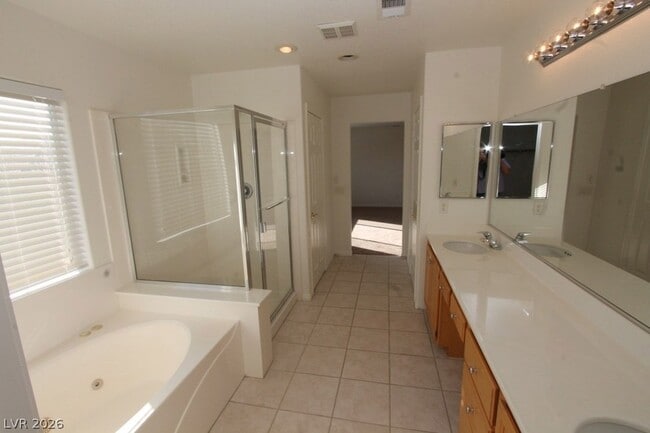 Building Photo - 8247 Azure Shores Ct