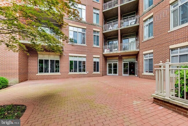 Building Photo - 4480 Market Commons Dr