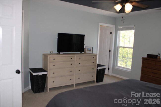 Building Photo - 9446 Cadman Ct