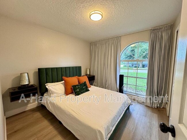 Building Photo - 15912 Indian Wells Ct