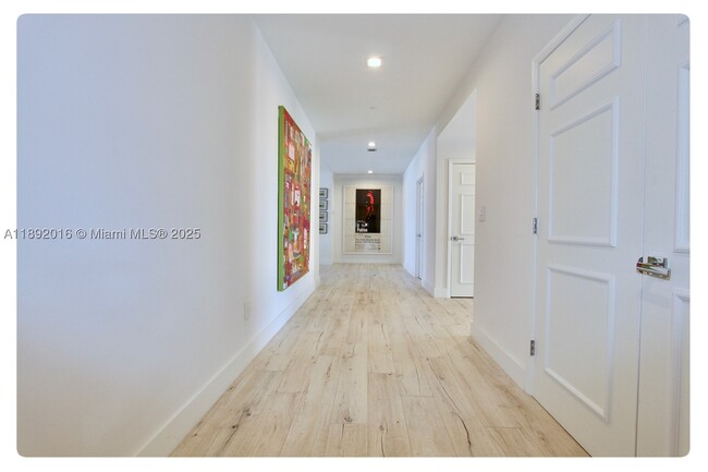 Building Photo - 3500 Island DPH01 Is