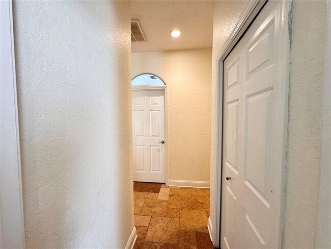Building Photo - 27130 Firebush Dr