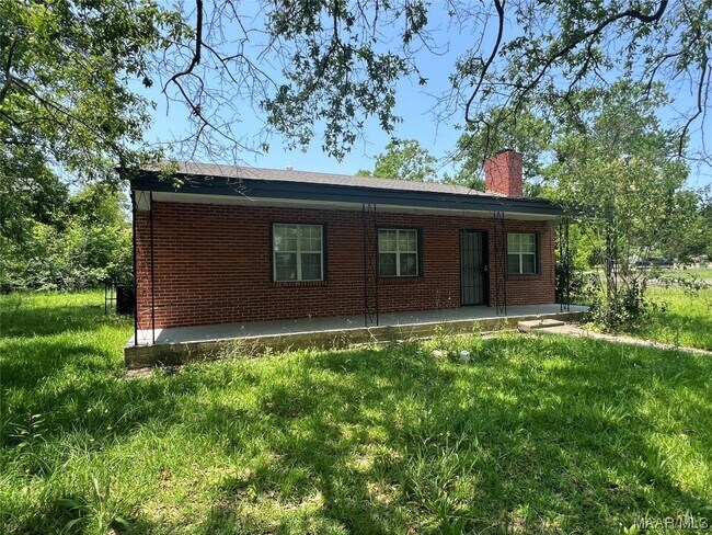 Primary Photo - 763 Belvedere Dr
