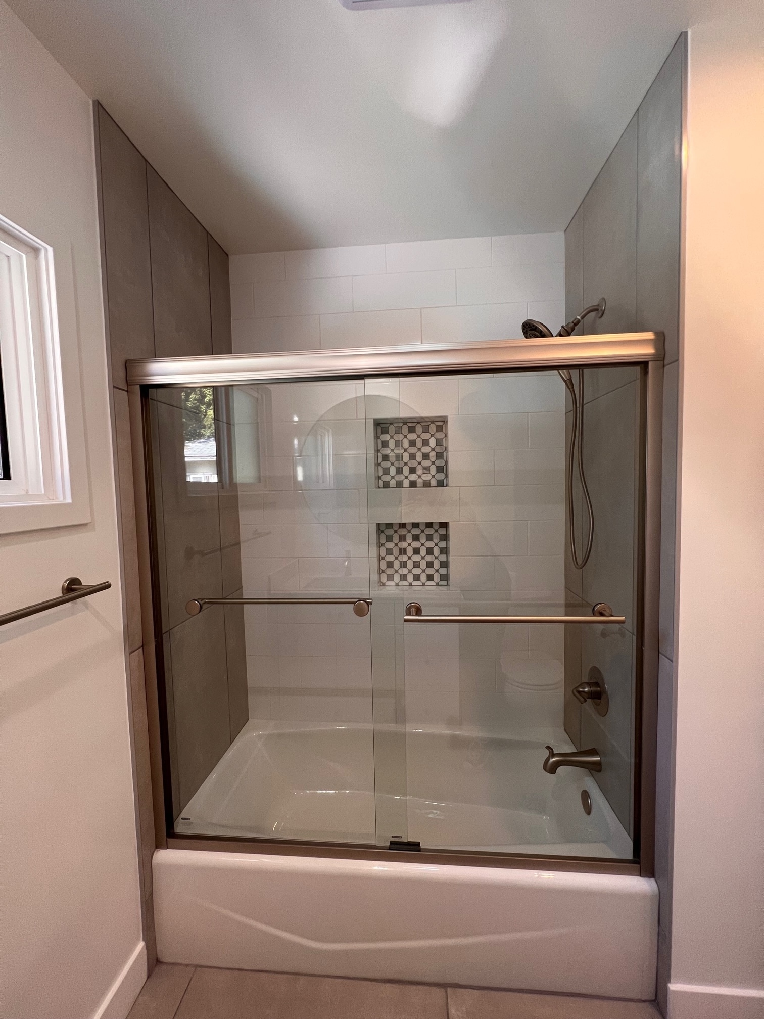 Building Photo - 6641 Glade Ave