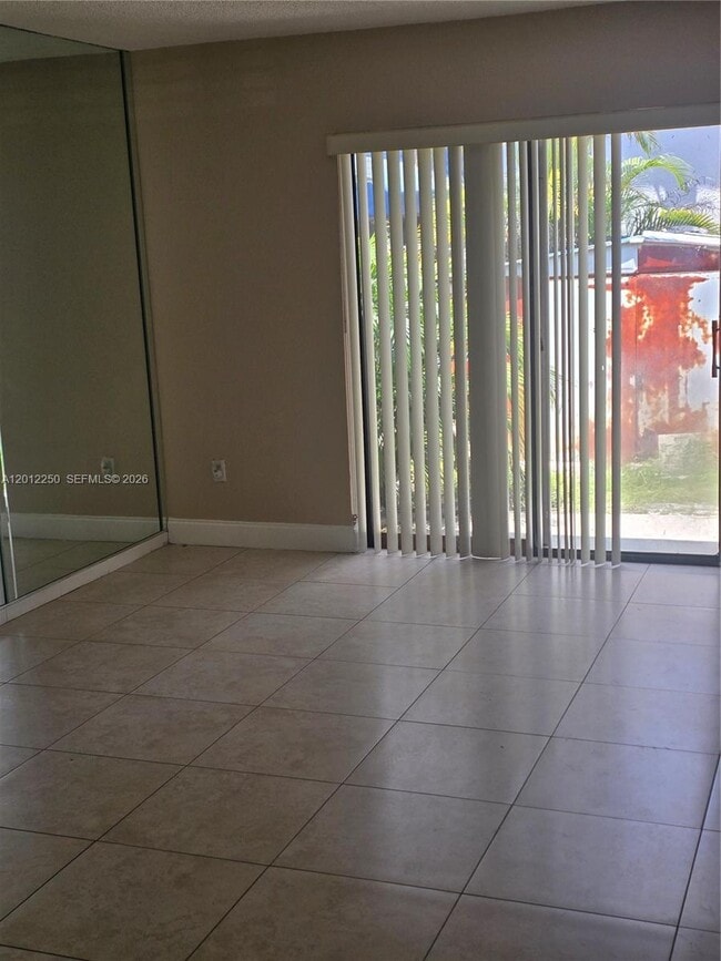 Building Photo - 1630 Sandpiper Blvd