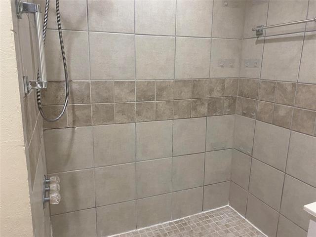 Building Photo - 3035 Allister St