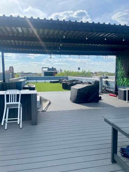 Building Photo - 1517 N Ashland Ave