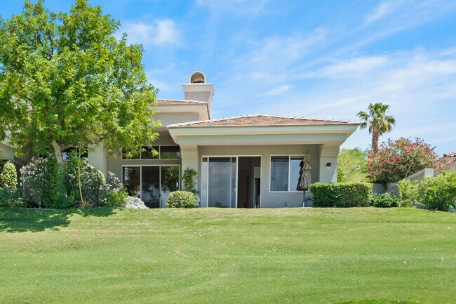 Building Photo - 461 Desert Holly Dr