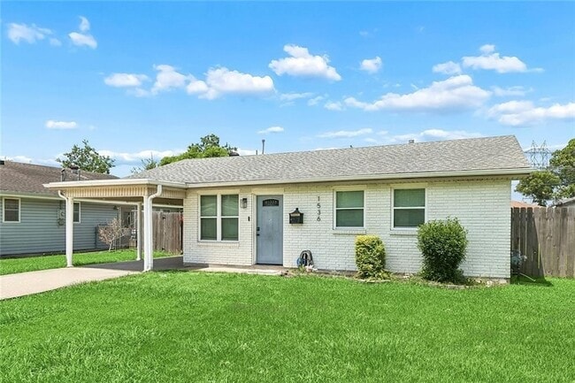 Building Photo - 1536 Redwood Dr