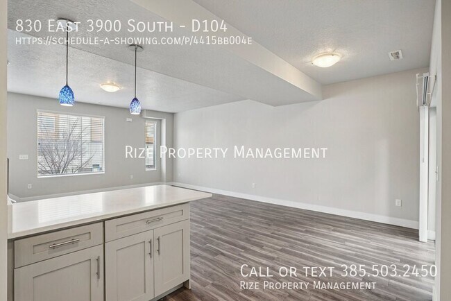 Building Photo - 830 E 3900 S