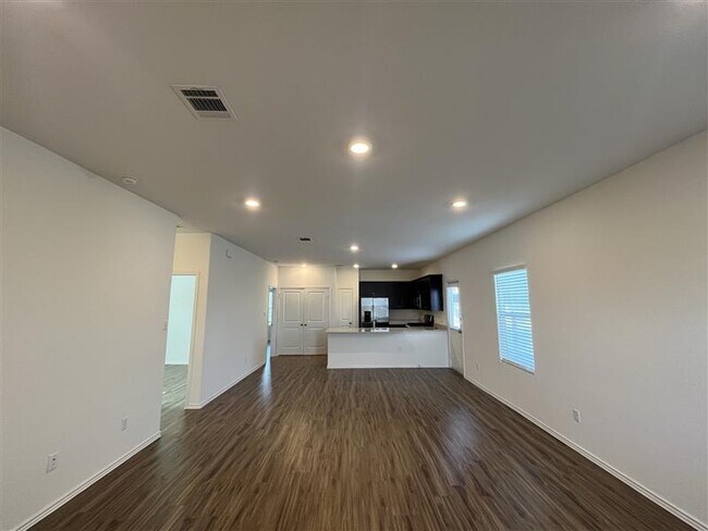 Building Photo - 513 Big Rocky Bend