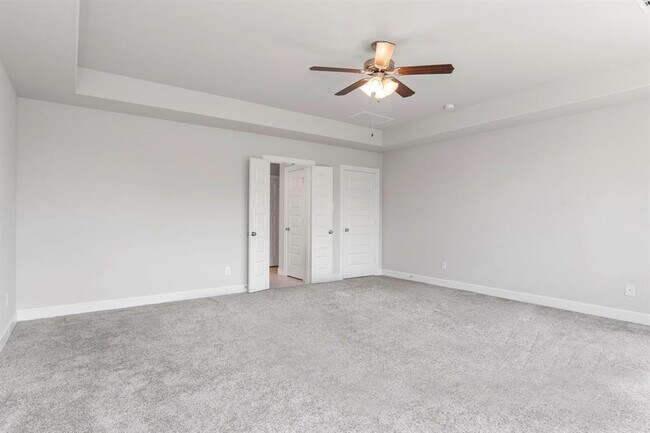 Building Photo - 3010 Tranquility Lake Estates Blvd