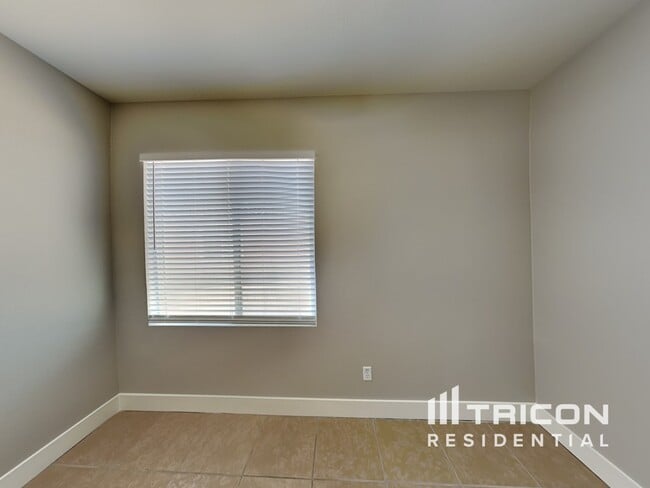Building Photo - 4134 Blue Manor Ln