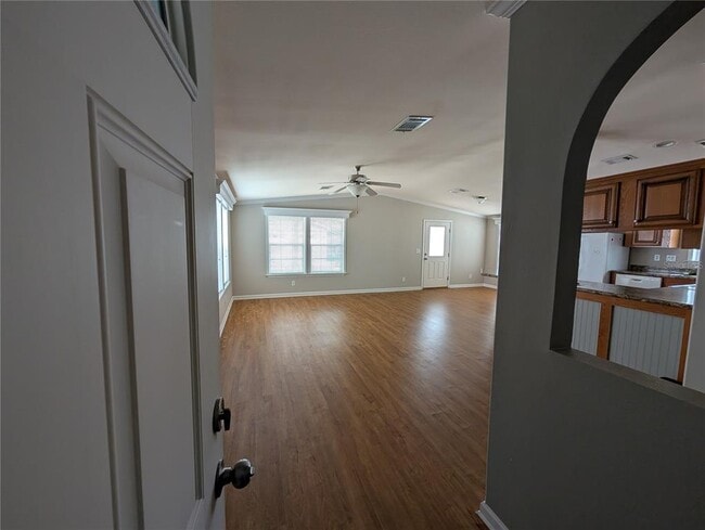 Building Photo - 9101 Fairway Loop