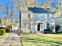 Building Photo - 1311 E Monroe St