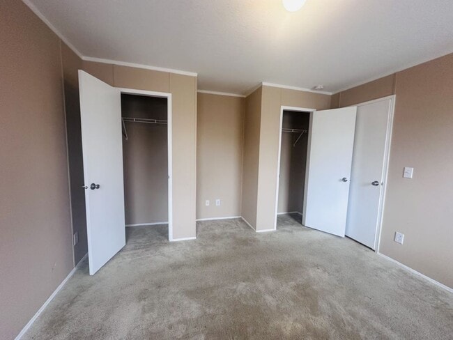 Building Photo - 6324 NW 29th Pl