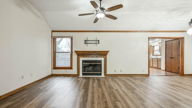 Building Photo - 1108 Redwood Dr