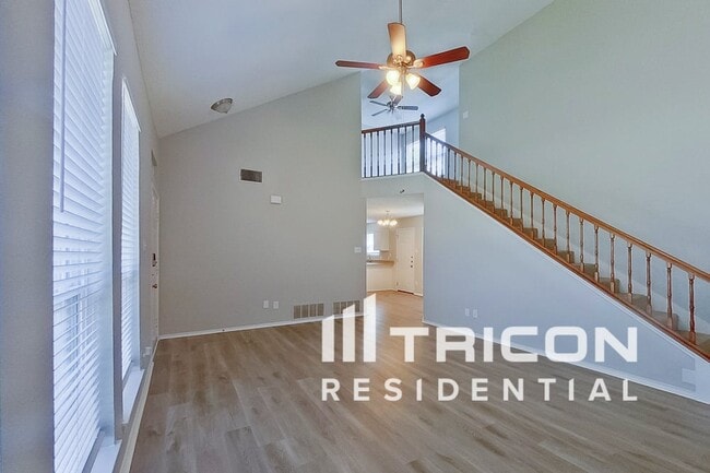 Building Photo - 809 Waggoman Rd