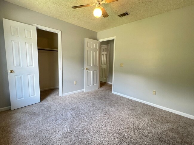 Building Photo - AVAILABLE NOVEMBER [SMALL PETS ONLY]