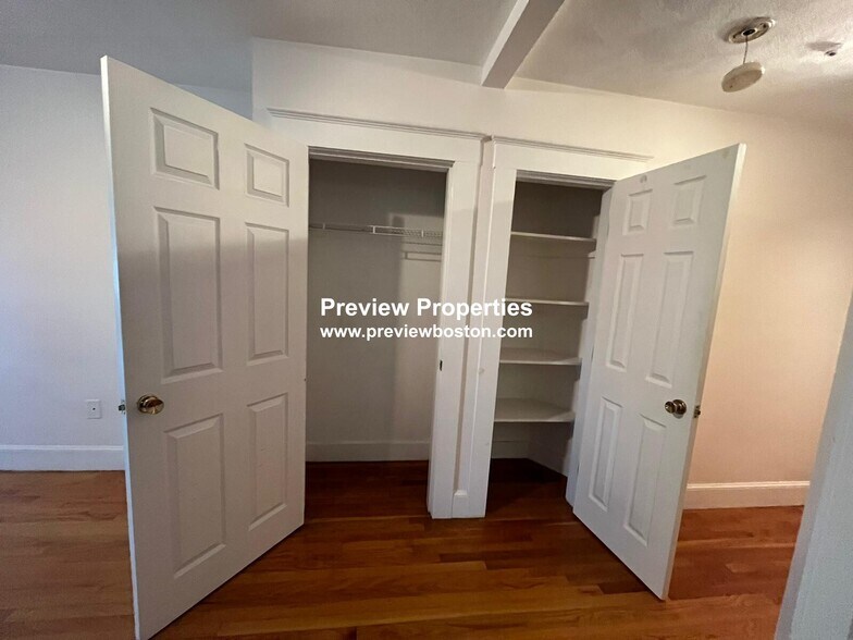 Building Photo - 19 South St